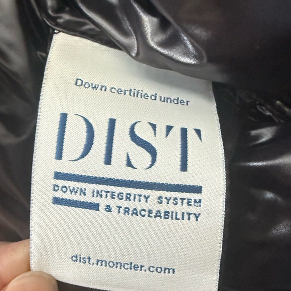 NWT Moncler Brouel Chevron Nylon Laque Down Quilted Jacket w Attached Hood sz2 - Picture 10 of 10